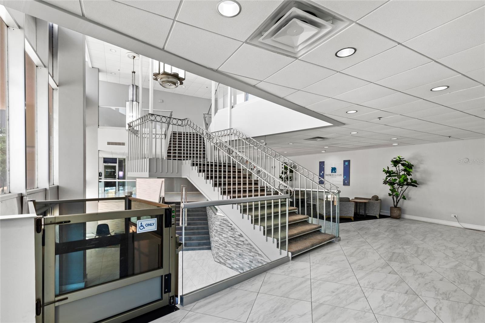 151 E WASHINGTON ST #611, ORLANDO, FL, 32801