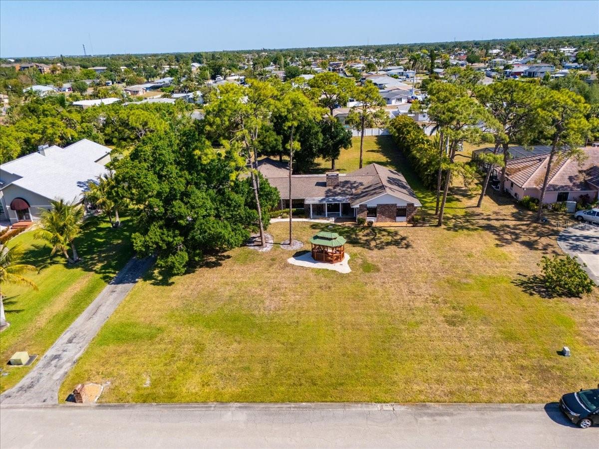 4201 ERINDALE DR, NORTH FORT MYERS, FL, 33903