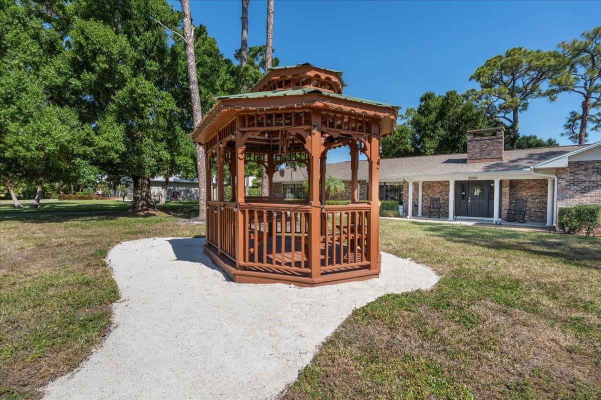 4201 ERINDALE DR, NORTH FORT MYERS, FL, 33903