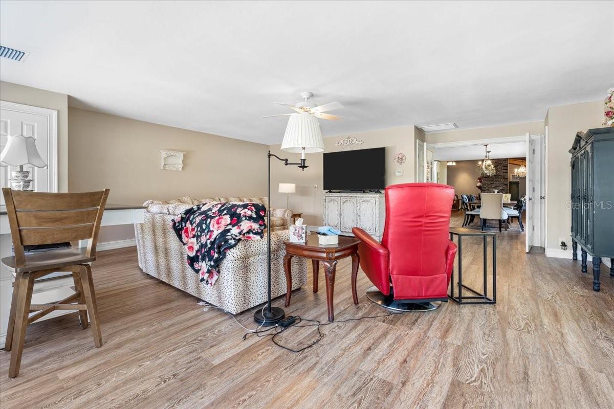 4201 ERINDALE DR, NORTH FORT MYERS, FL, 33903