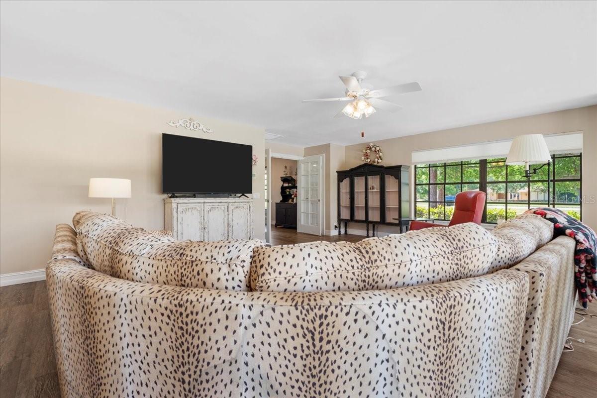 4201 ERINDALE DR, NORTH FORT MYERS, FL, 33903