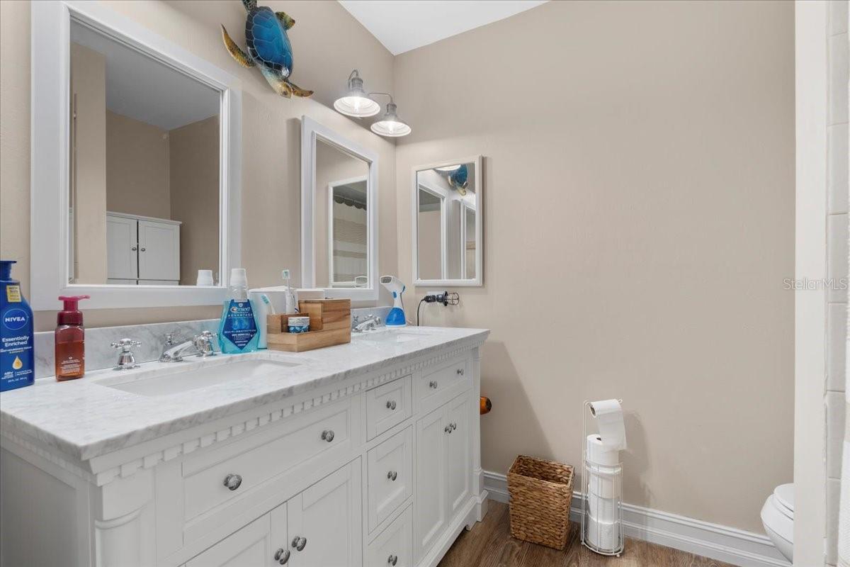 4201 ERINDALE DR, NORTH FORT MYERS, FL, 33903