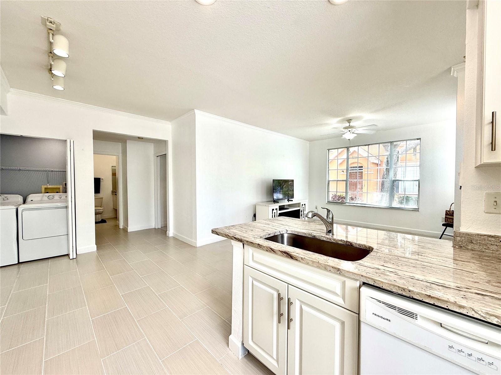 9650 LAKE CHASE ISLAND WAY #9650, TAMPA, FL, 33626