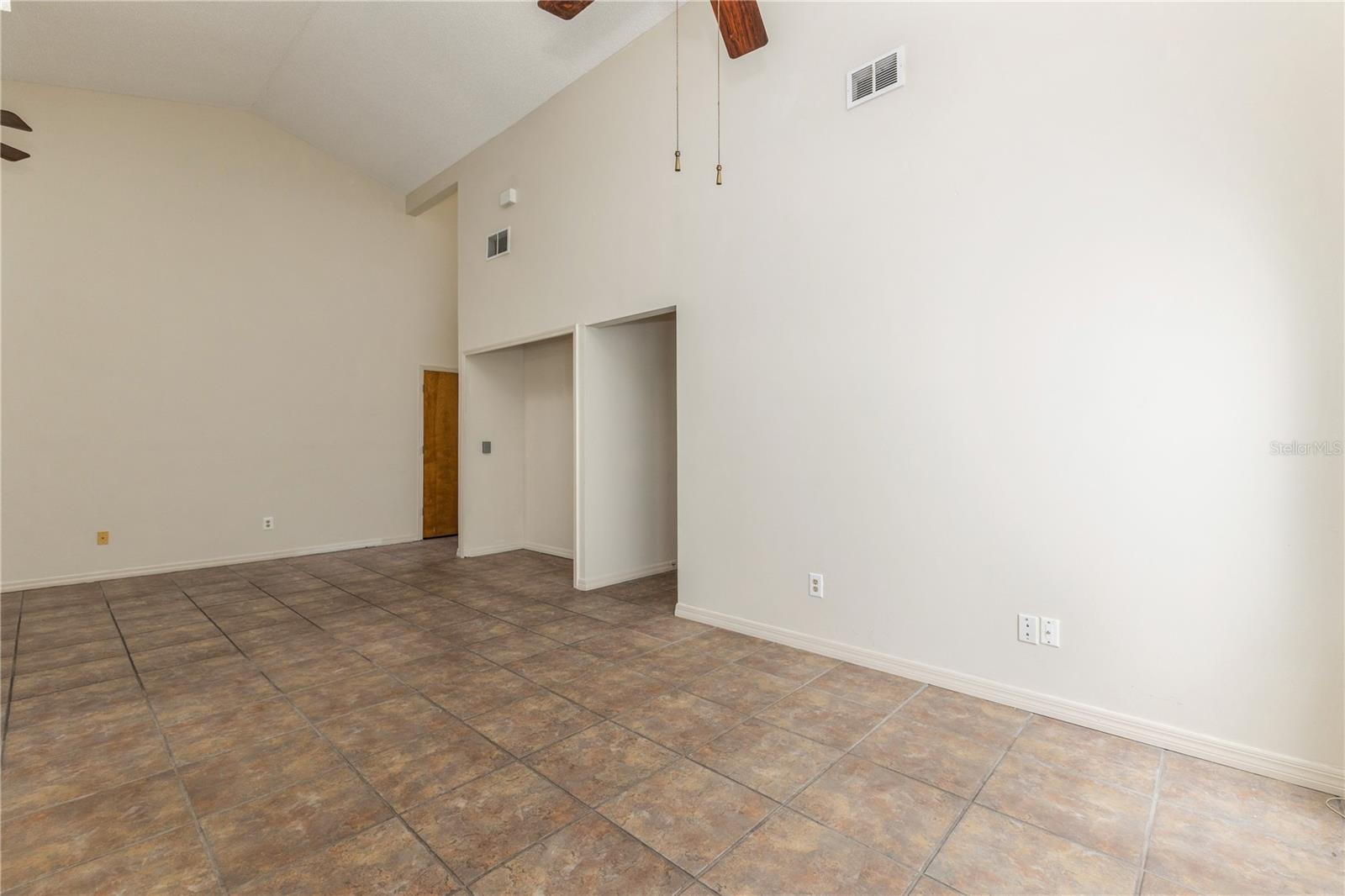 212 HOUND RUN PL, CASSELBERRY, FL, 32707