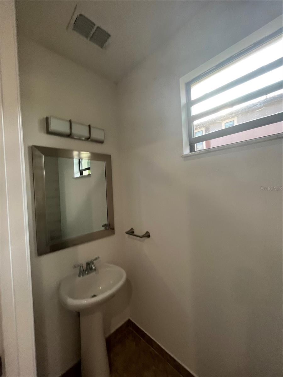 8064 PRESTBURY DR, ORLANDO, FL, 32832