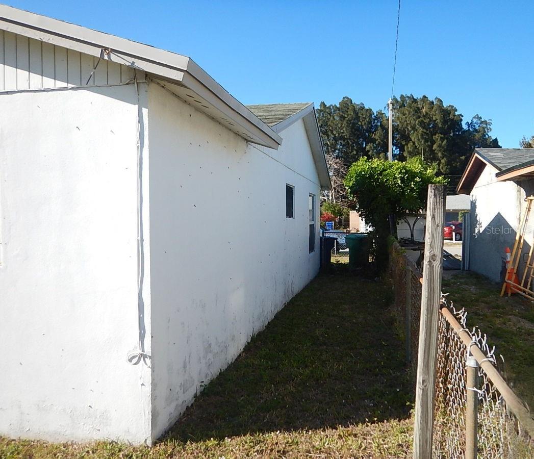 1263 W 27TH ST, RIVIERA BEACH, FL, 33404