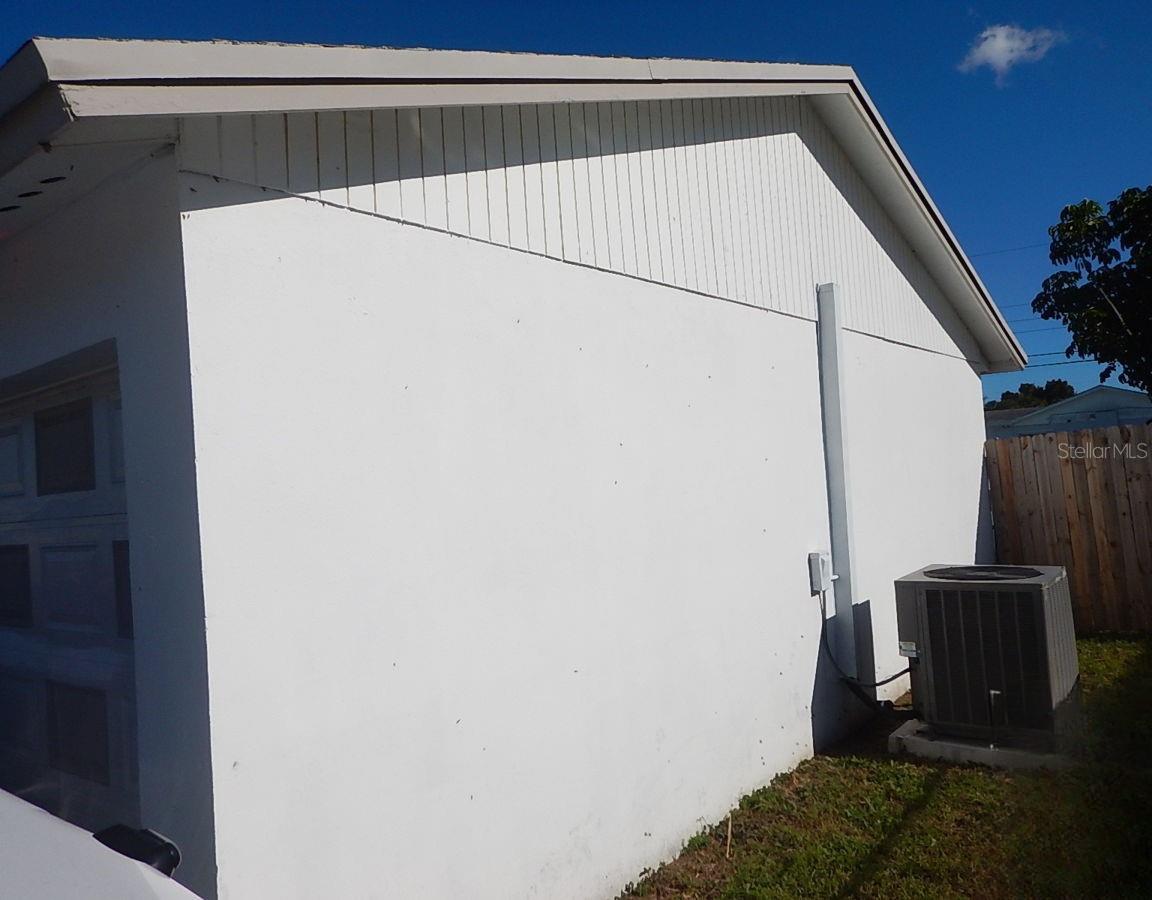 1263 W 27TH ST, RIVIERA BEACH, FL, 33404