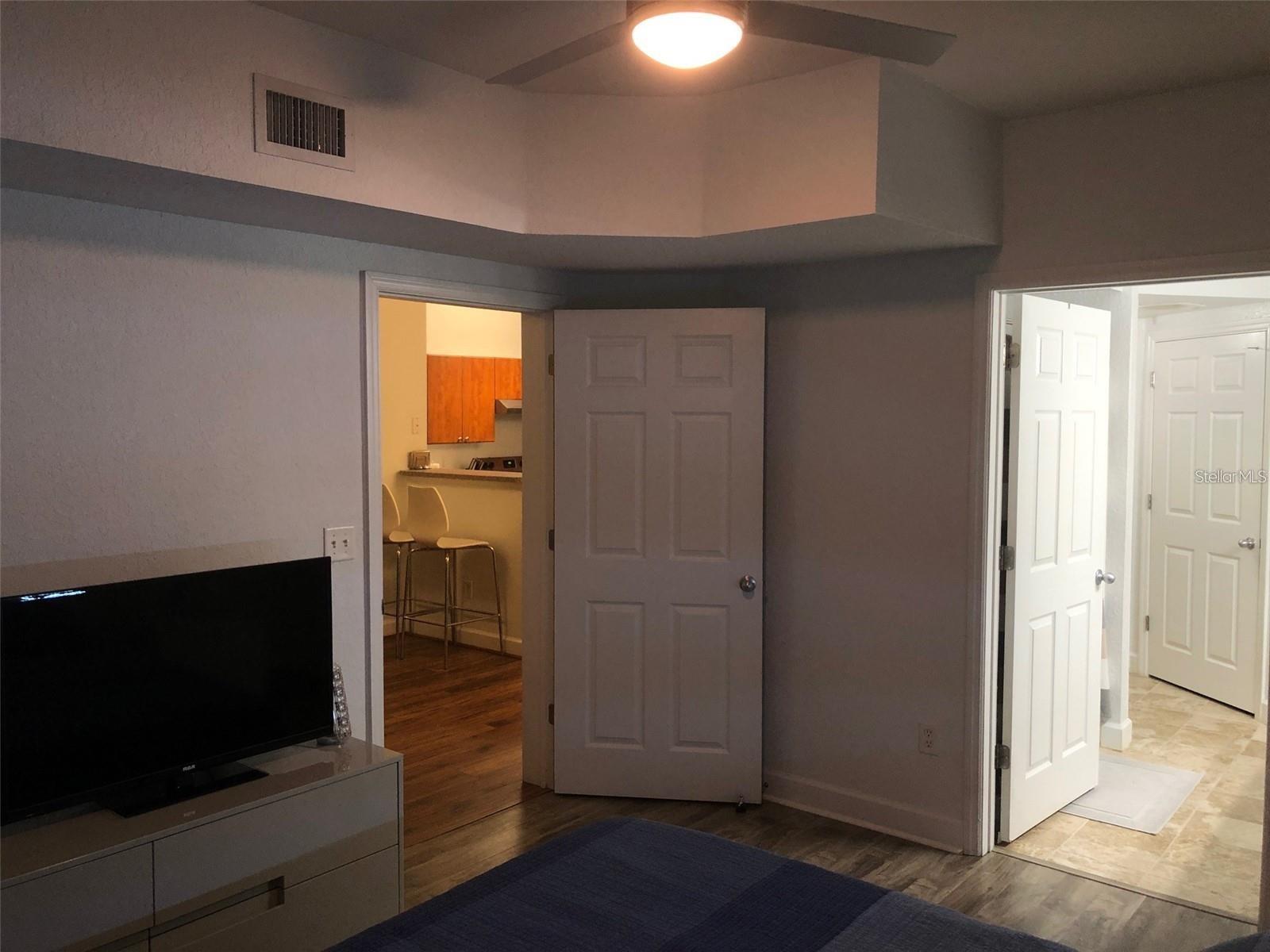 202 E SOUTH ST #1036, ORLANDO, FL, 32801