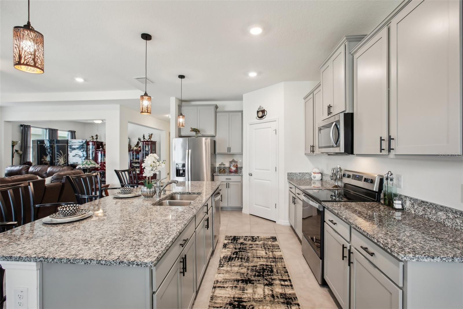 7323 STEER BLADE DR, ZEPHYRHILLS, FL, 33541