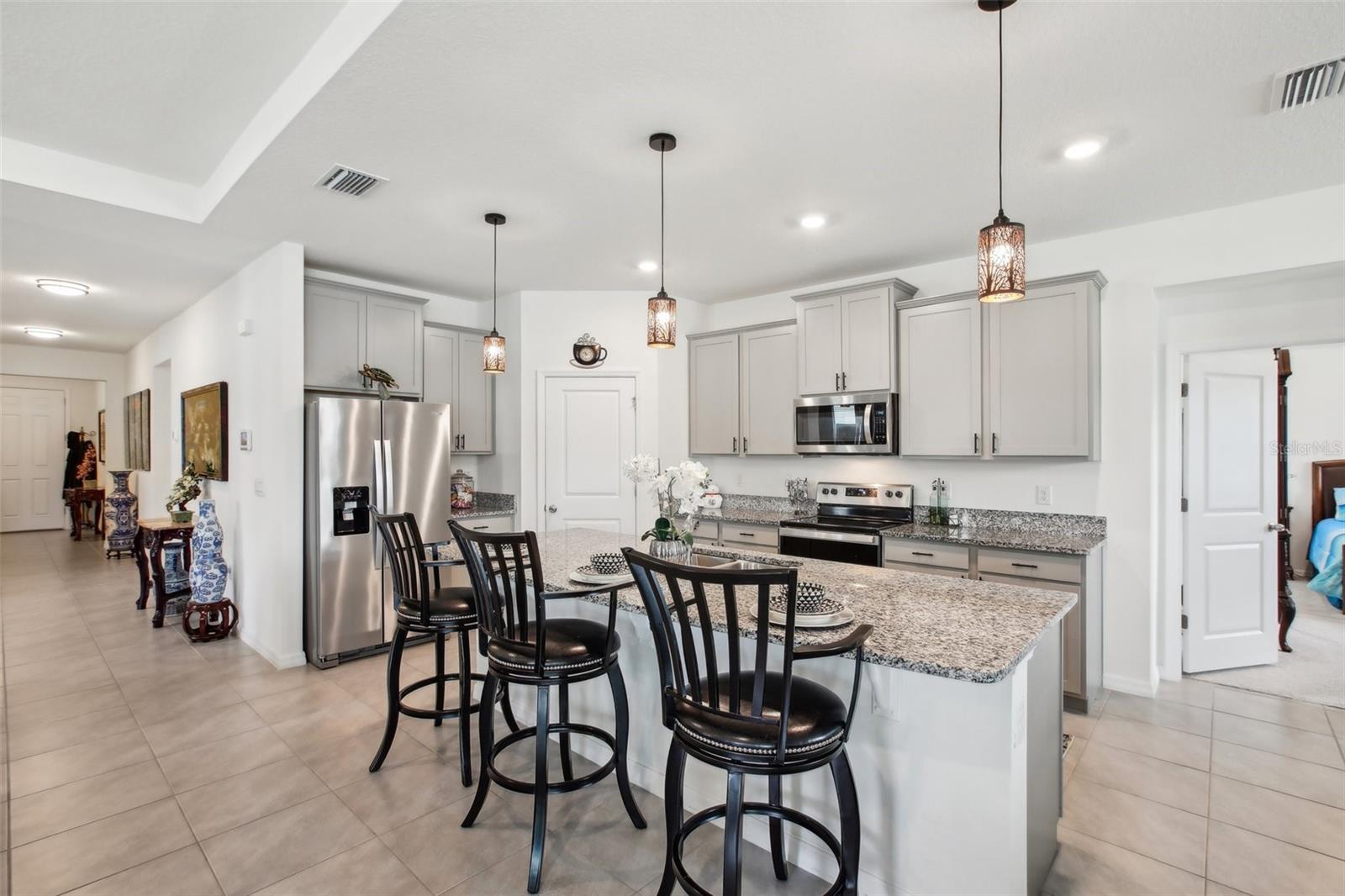 7323 STEER BLADE DR, ZEPHYRHILLS, FL, 33541