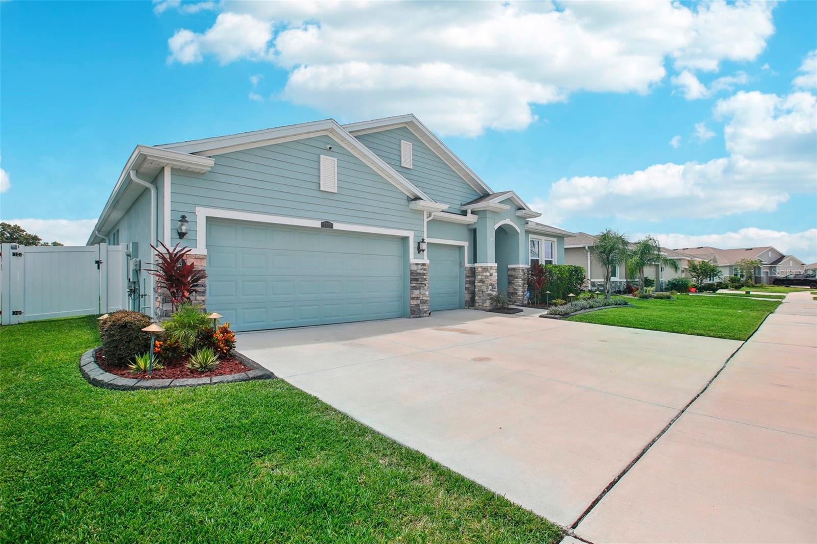 7323 STEER BLADE DR, ZEPHYRHILLS, FL, 33541