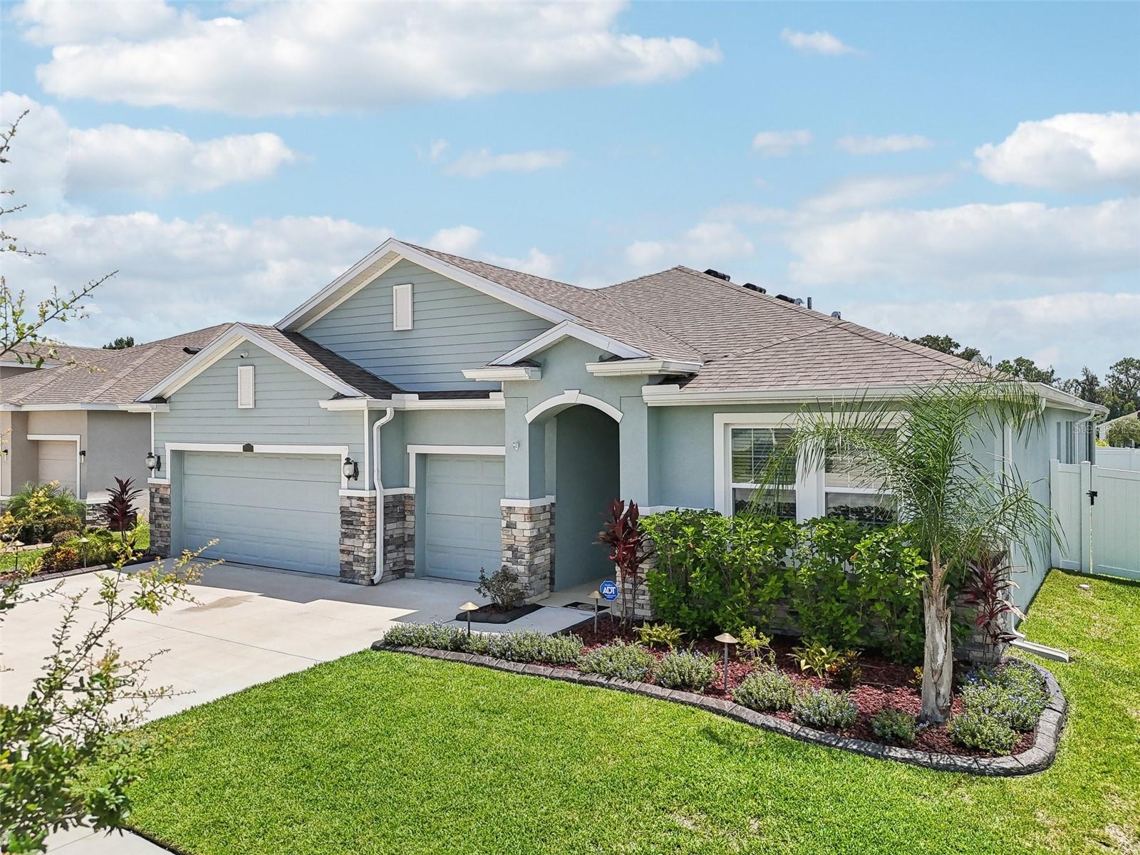 7323 STEER BLADE DR, ZEPHYRHILLS, FL, 33541