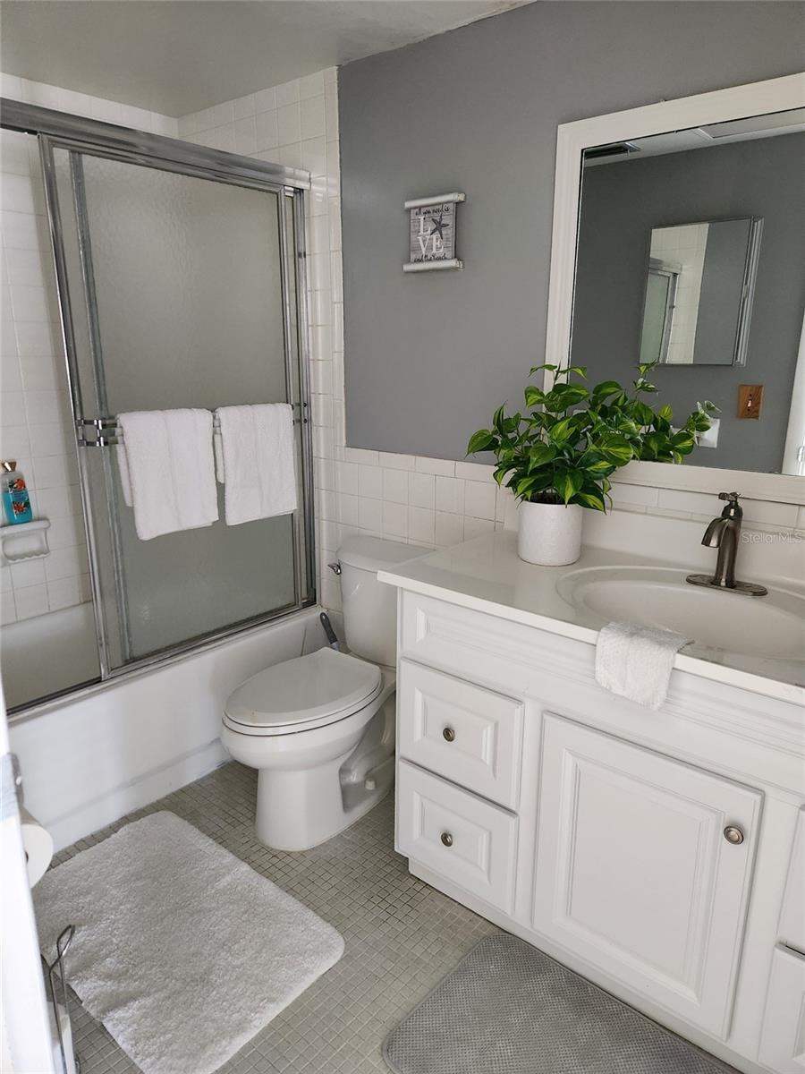 1221 DREW ST #B17, CLEARWATER, FL, 33755