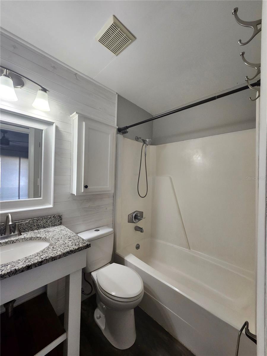 9015 PEBBLE CREEK DR, TAMPA, FL, 33647