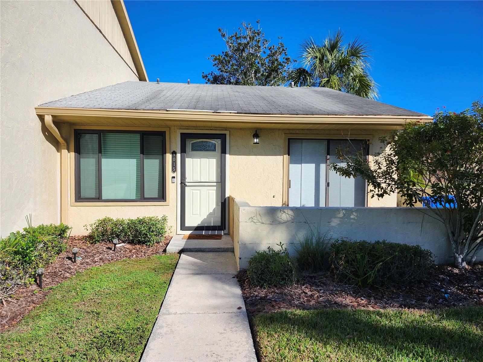 9015 PEBBLE CREEK DR, TAMPA, FL, 33647