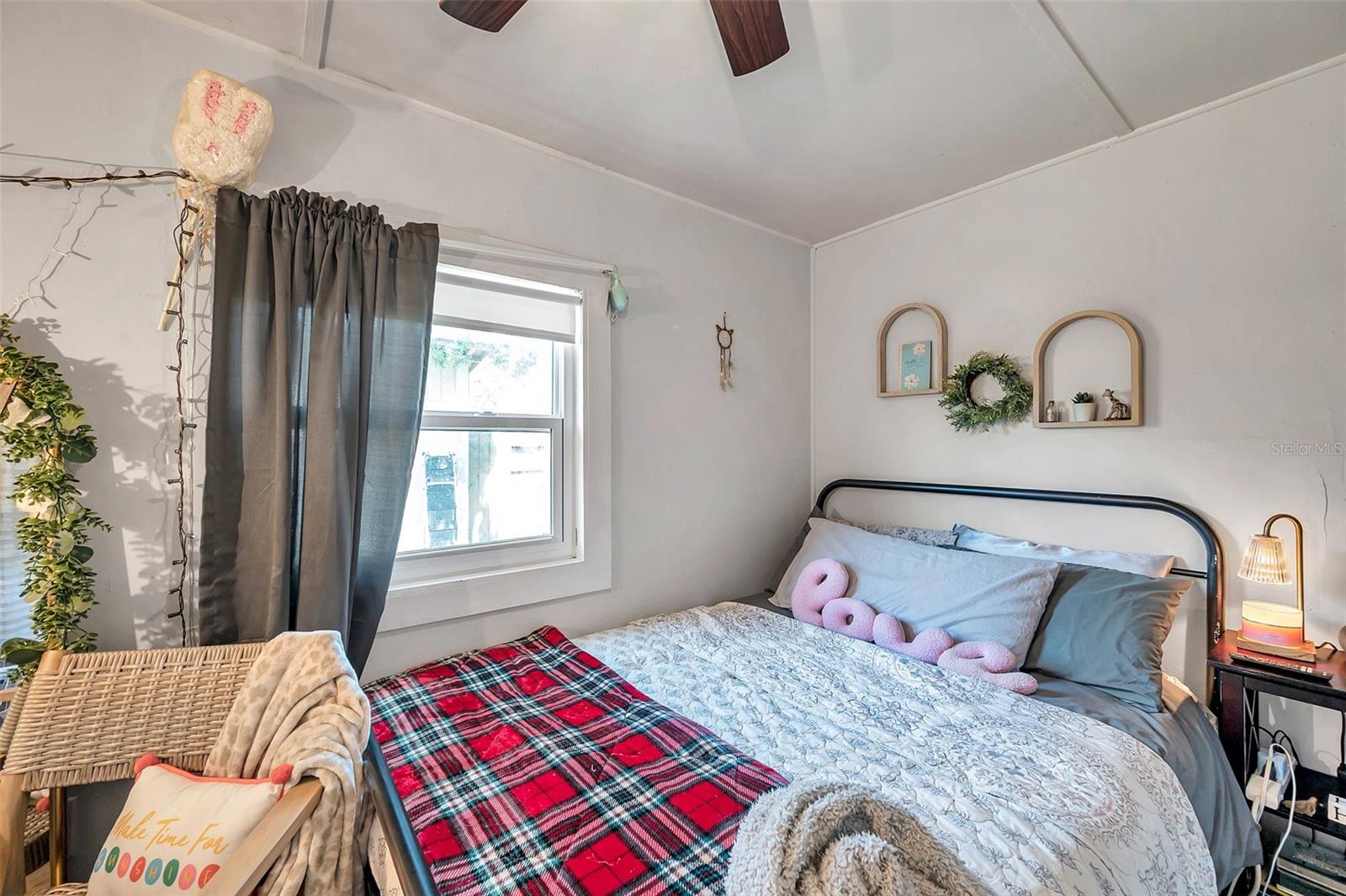 3241 LAUREL AVE, CLEARWATER, FL, 33762