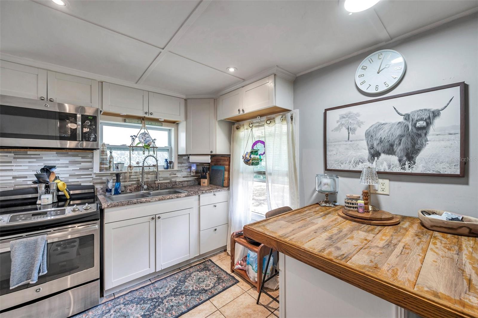 3241 LAUREL AVE, CLEARWATER, FL, 33762