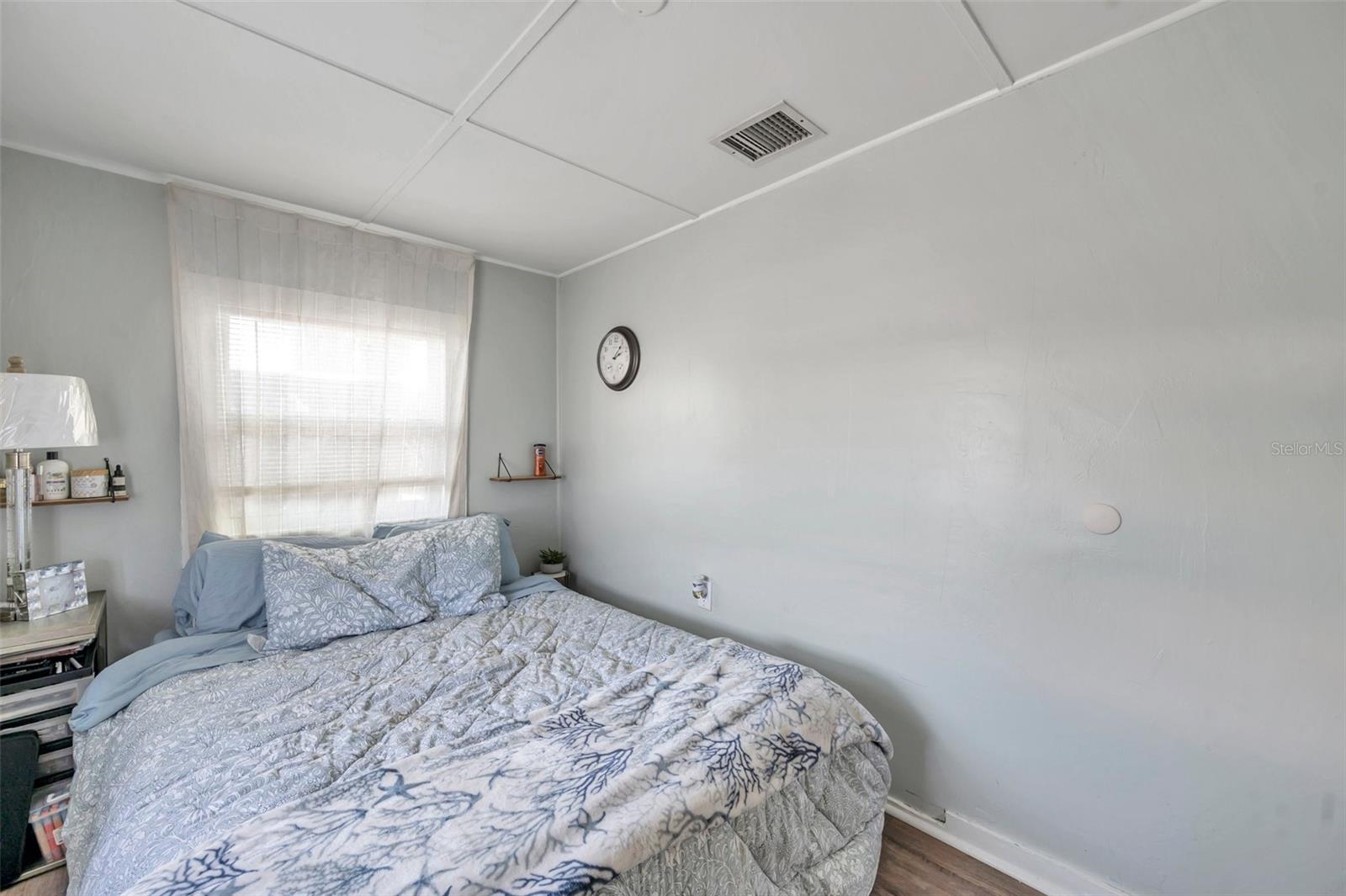 3241 LAUREL AVE, CLEARWATER, FL, 33762