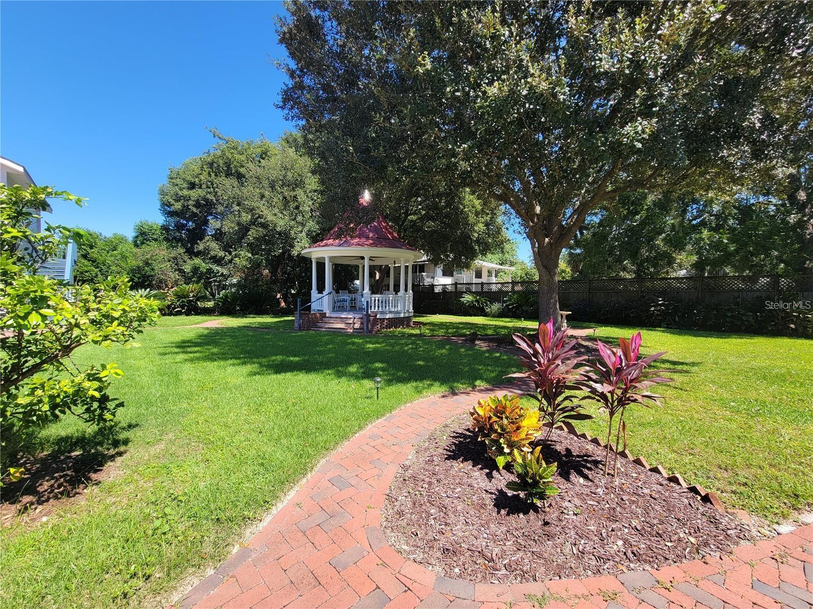 14713 MAIN ST, ALACHUA, FL, 32615