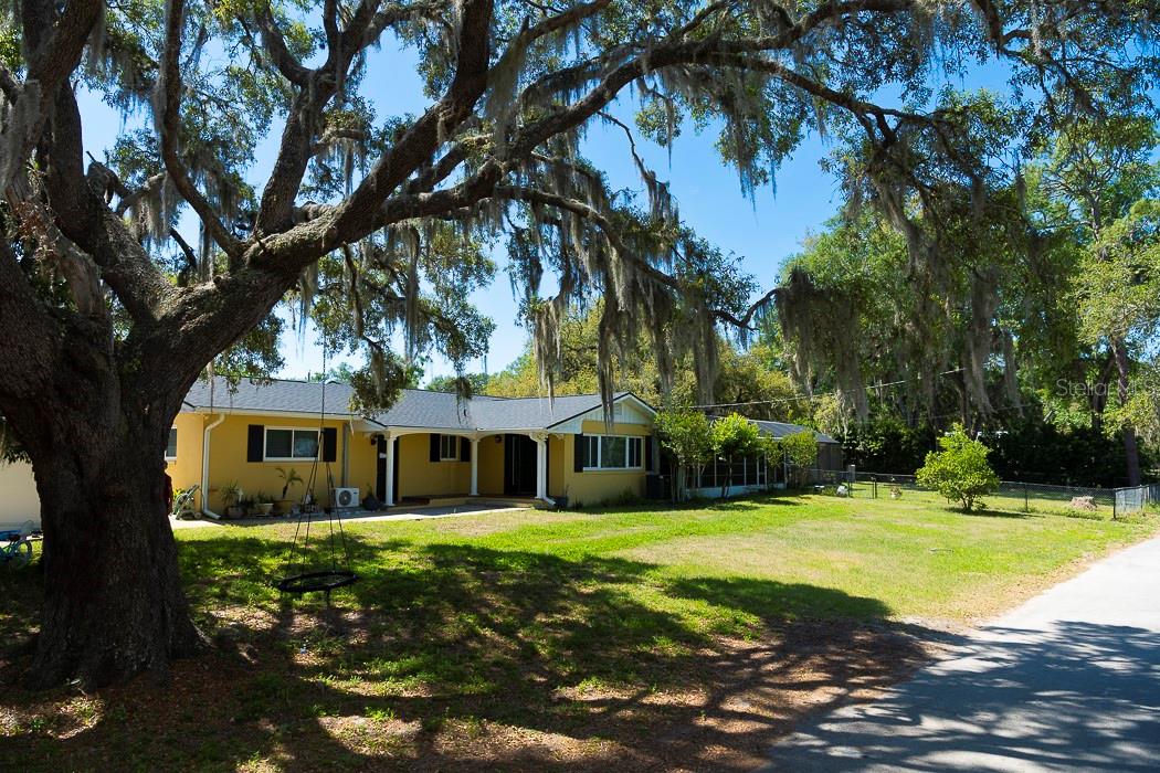 36019 CLEAR LAKE DR, EUSTIS, FL, 32736