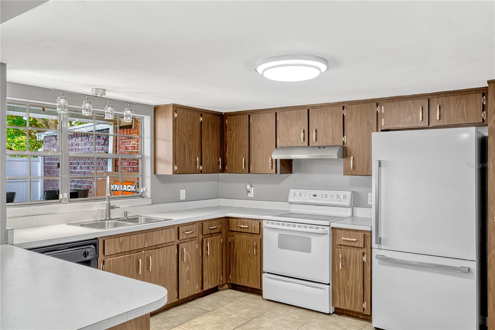 1227 CARRIAGE LN, ORLANDO, FL, 32807