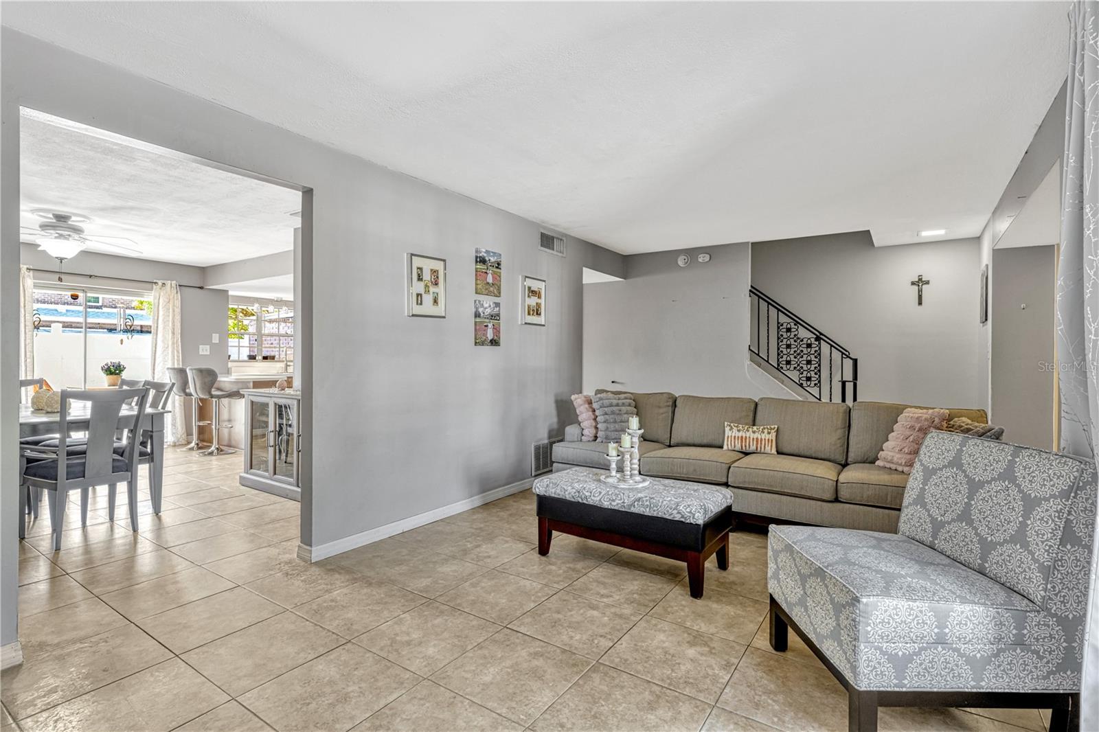 1227 CARRIAGE LN, ORLANDO, FL, 32807