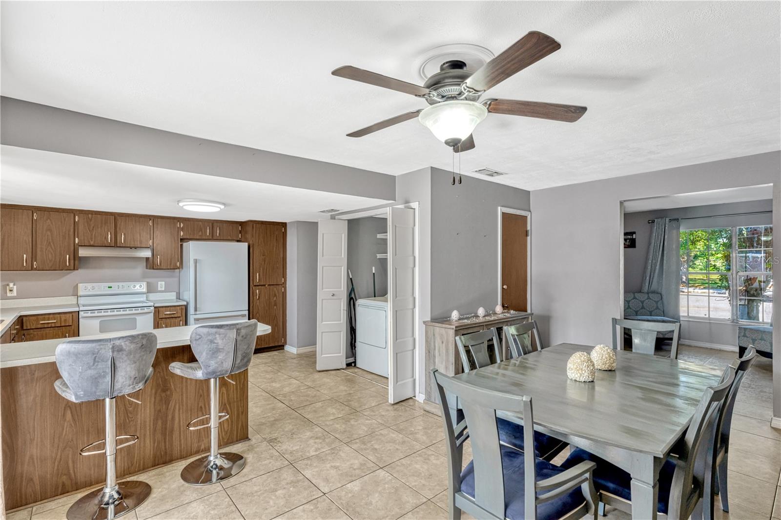 1227 CARRIAGE LN, ORLANDO, FL, 32807