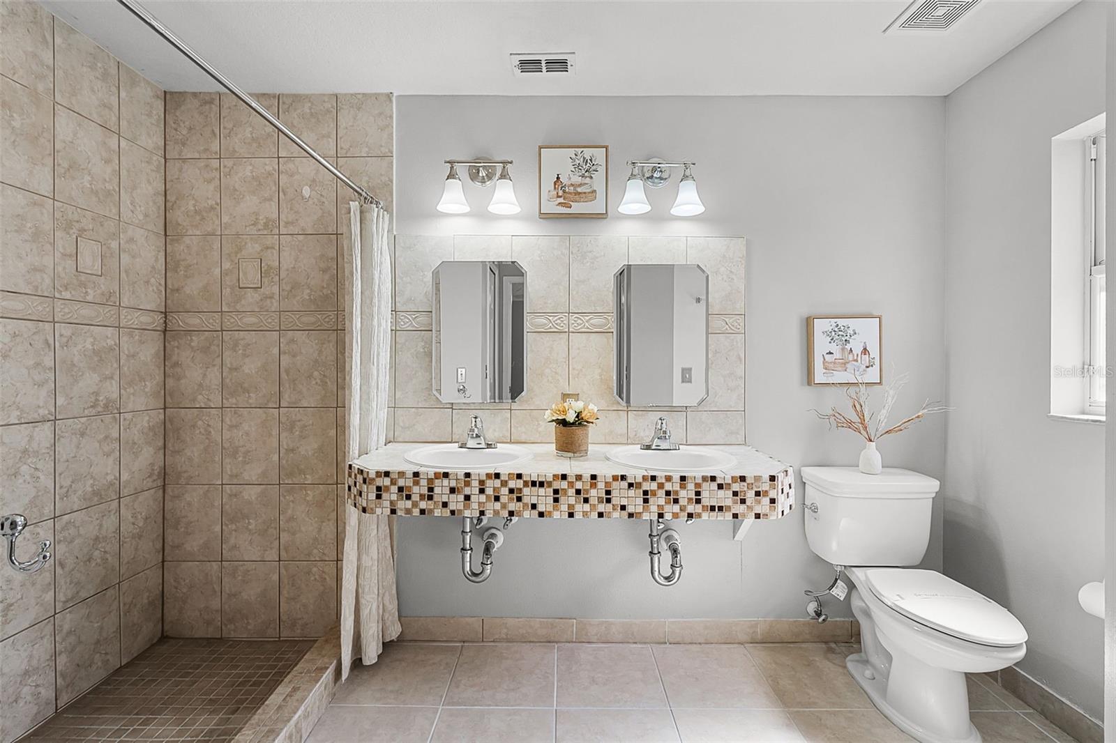 3431 KAYLA CIR, OVIEDO, FL, 32765