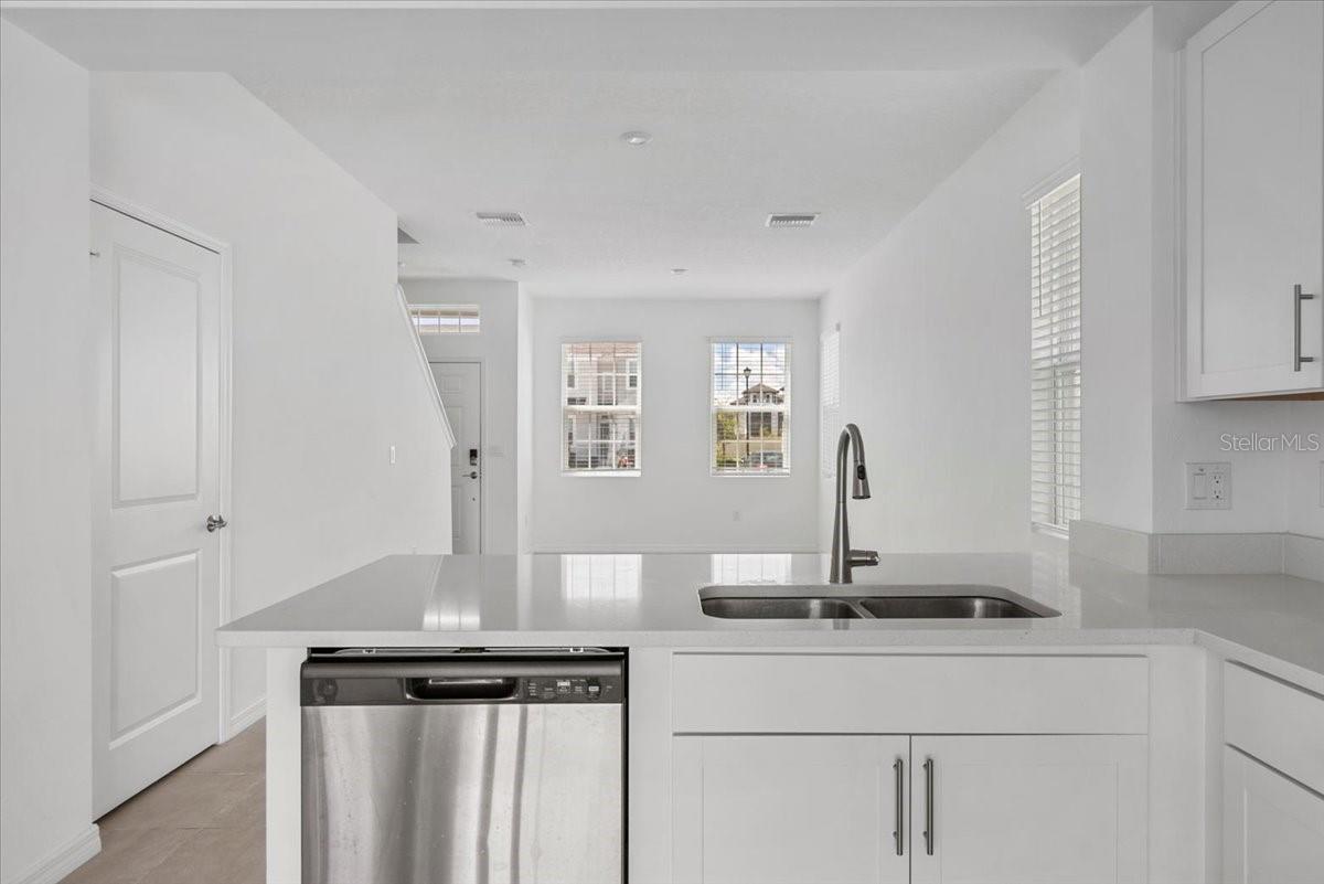 6338 FAIRMONT LN, PALMETTO, FL, 34221