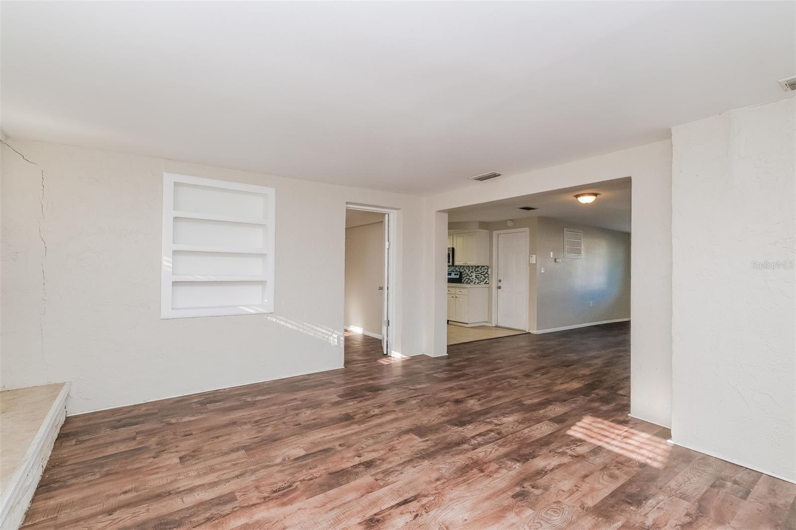 1050 NORMANDY BLVD, HOLIDAY, FL, 34691