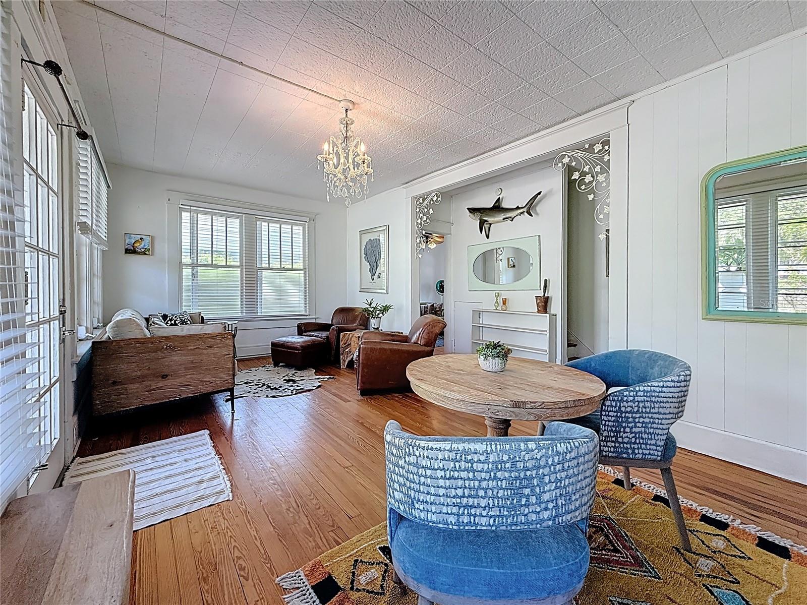 226 16TH AVE SE, ST PETERSBURG, FL, 33701