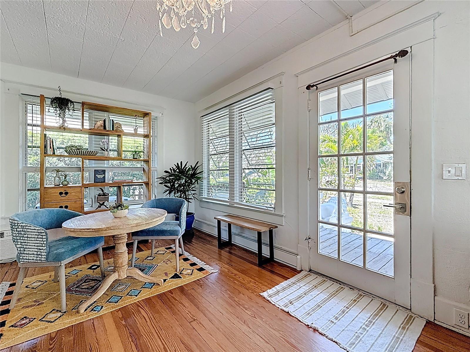 226 16TH AVE SE, ST PETERSBURG, FL, 33701