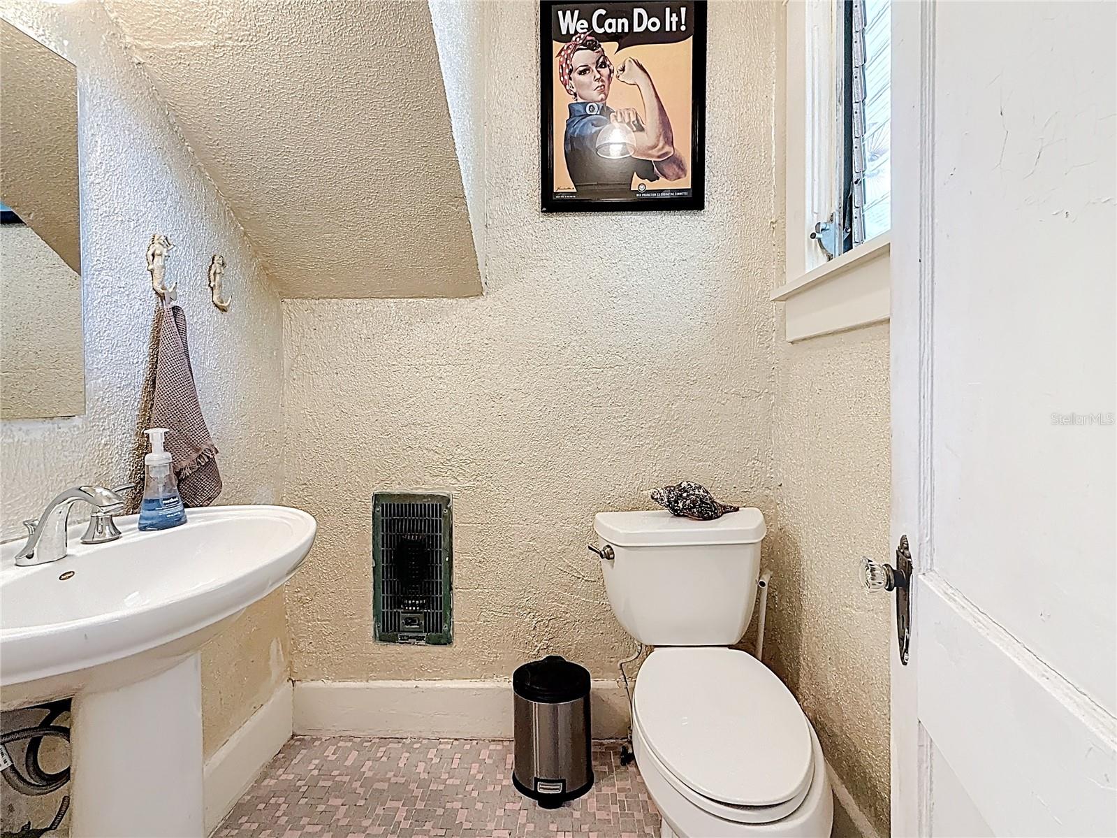 226 16TH AVE SE, ST PETERSBURG, FL, 33701