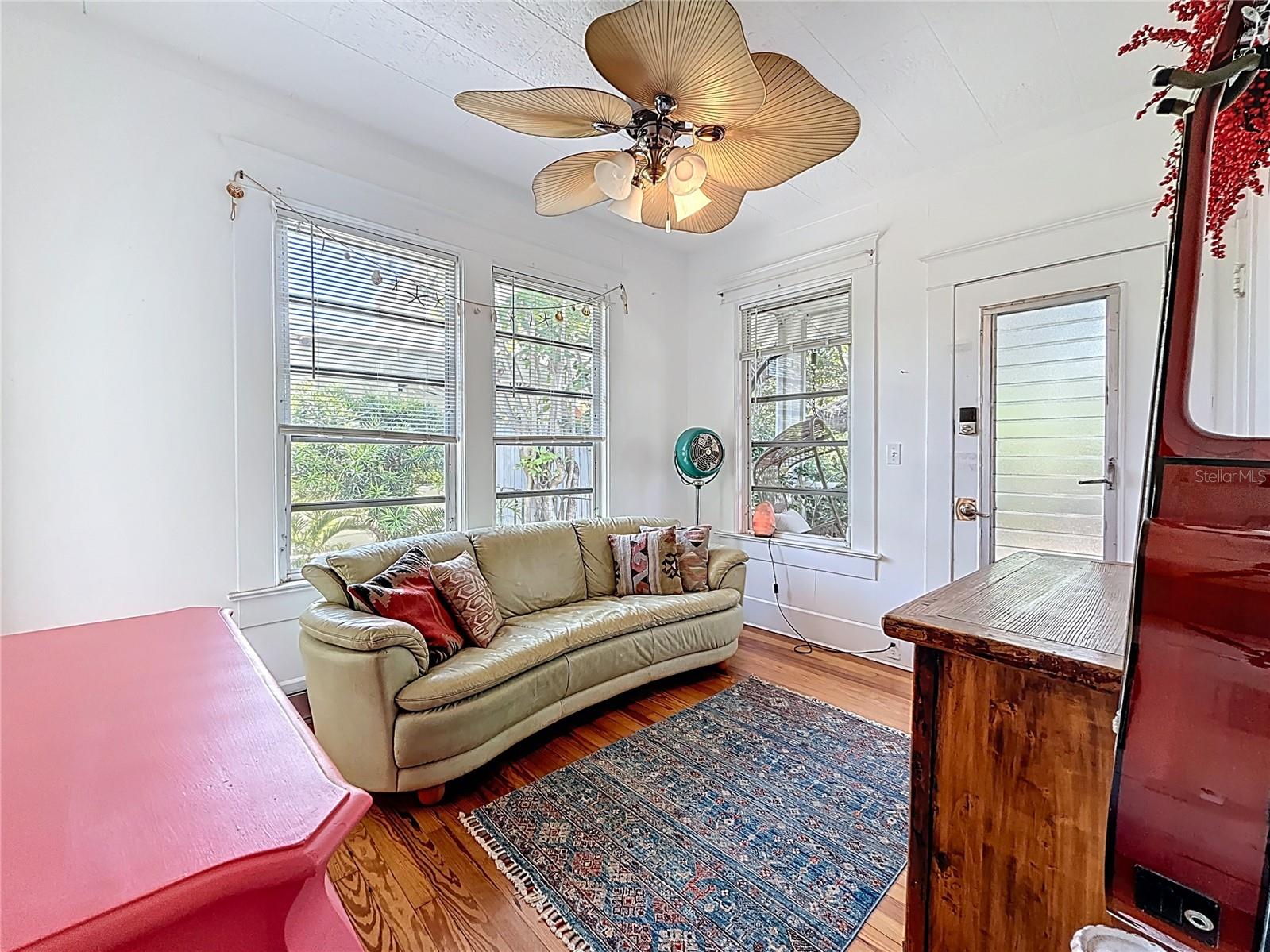 226 16TH AVE SE, ST PETERSBURG, FL, 33701