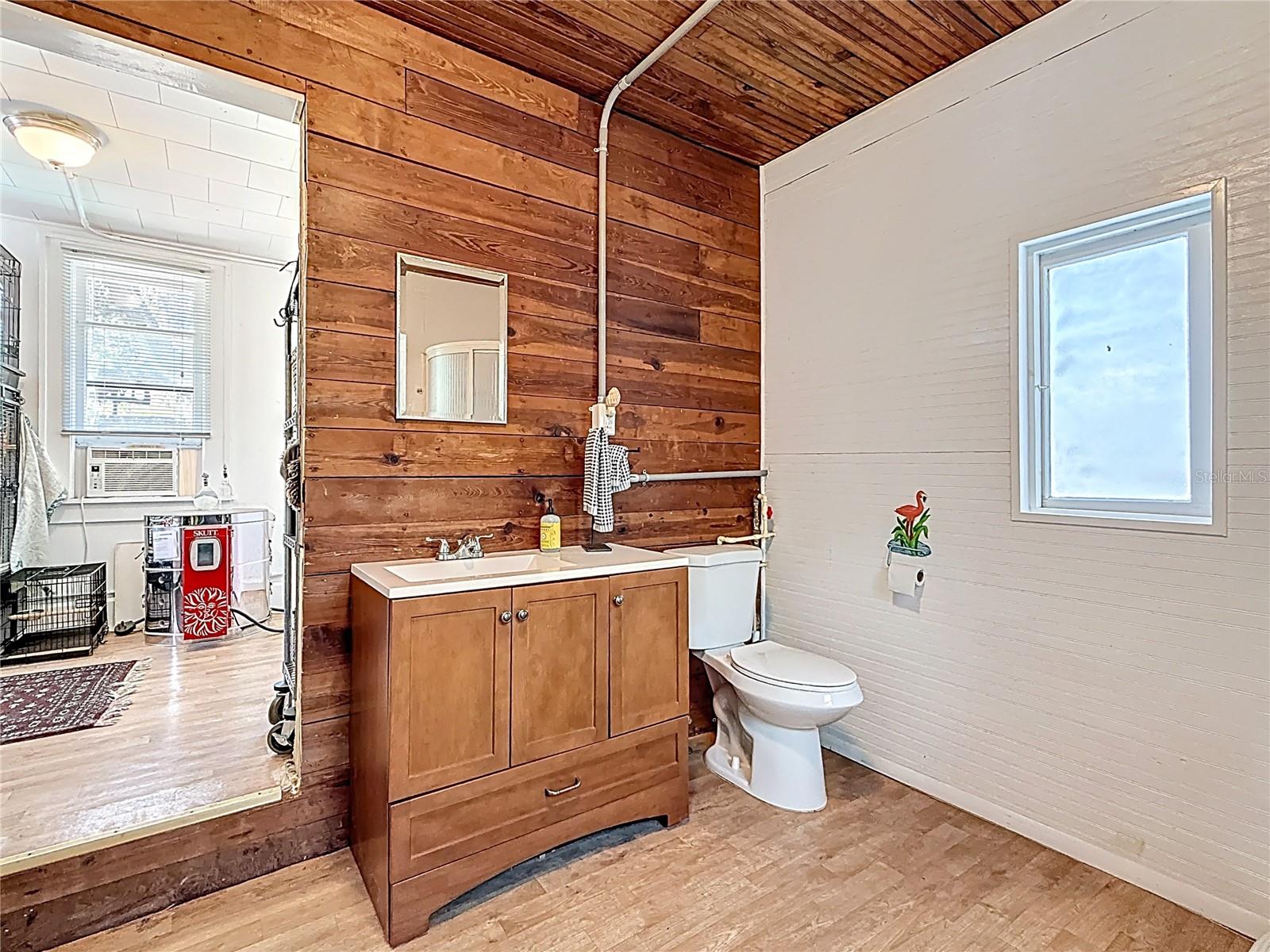 226 16TH AVE SE, ST PETERSBURG, FL, 33701