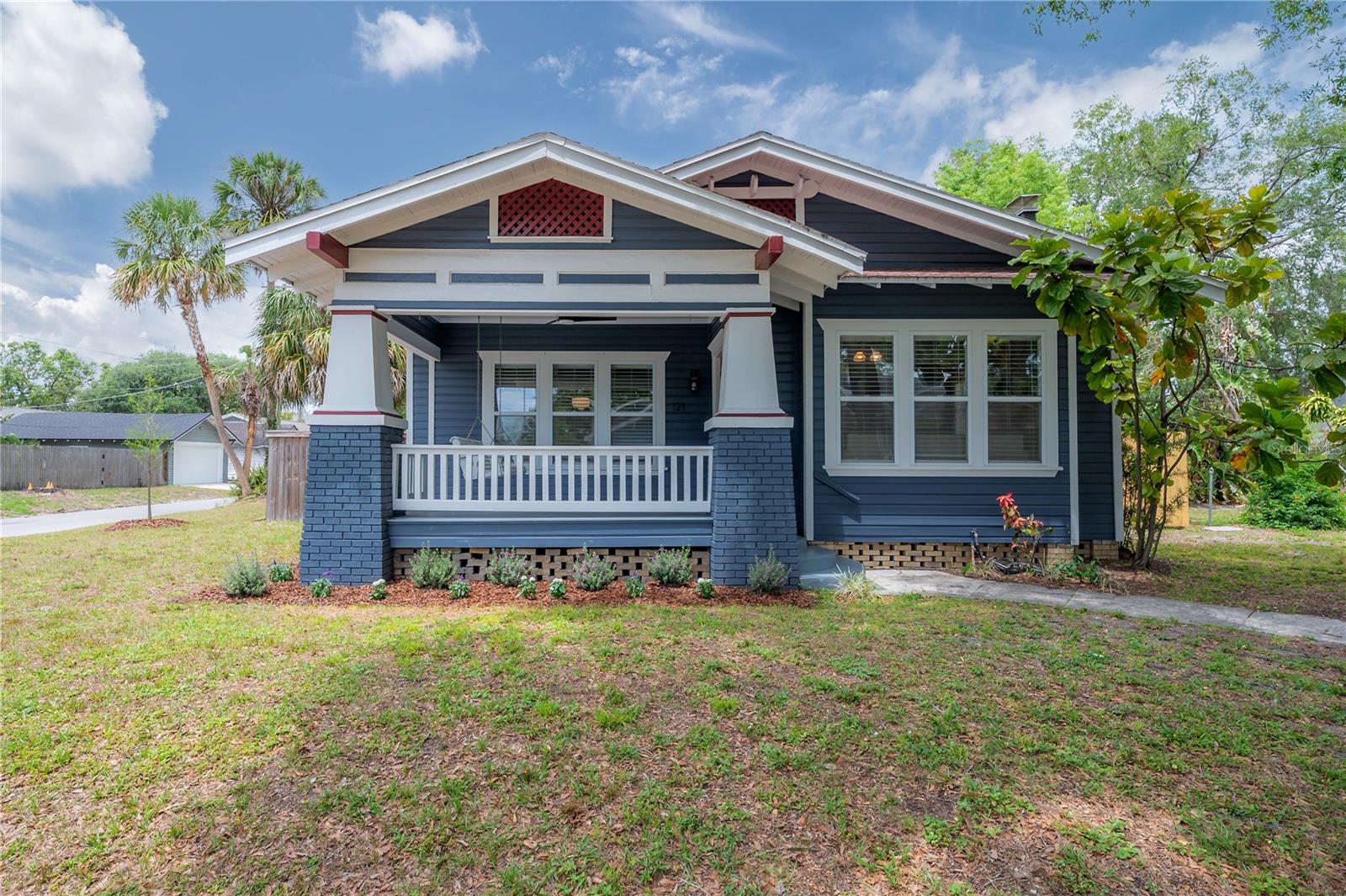 121 W MOHAWK AVE, TAMPA, FL, 33604