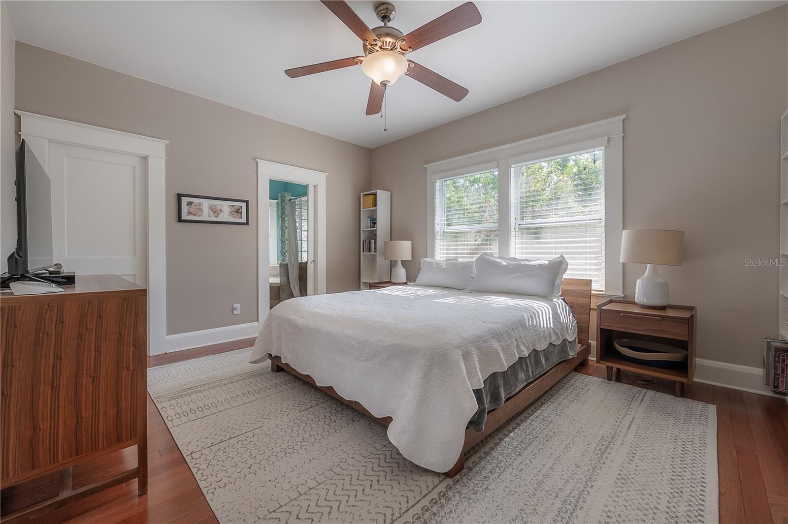 121 W MOHAWK AVE, TAMPA, FL, 33604