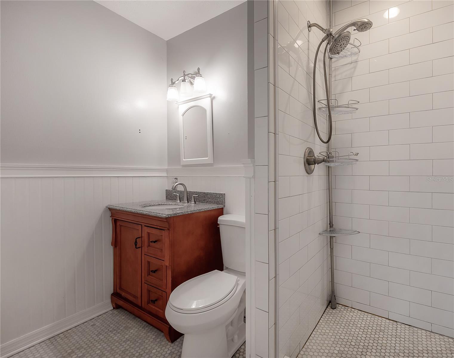 121 W MOHAWK AVE, TAMPA, FL, 33604