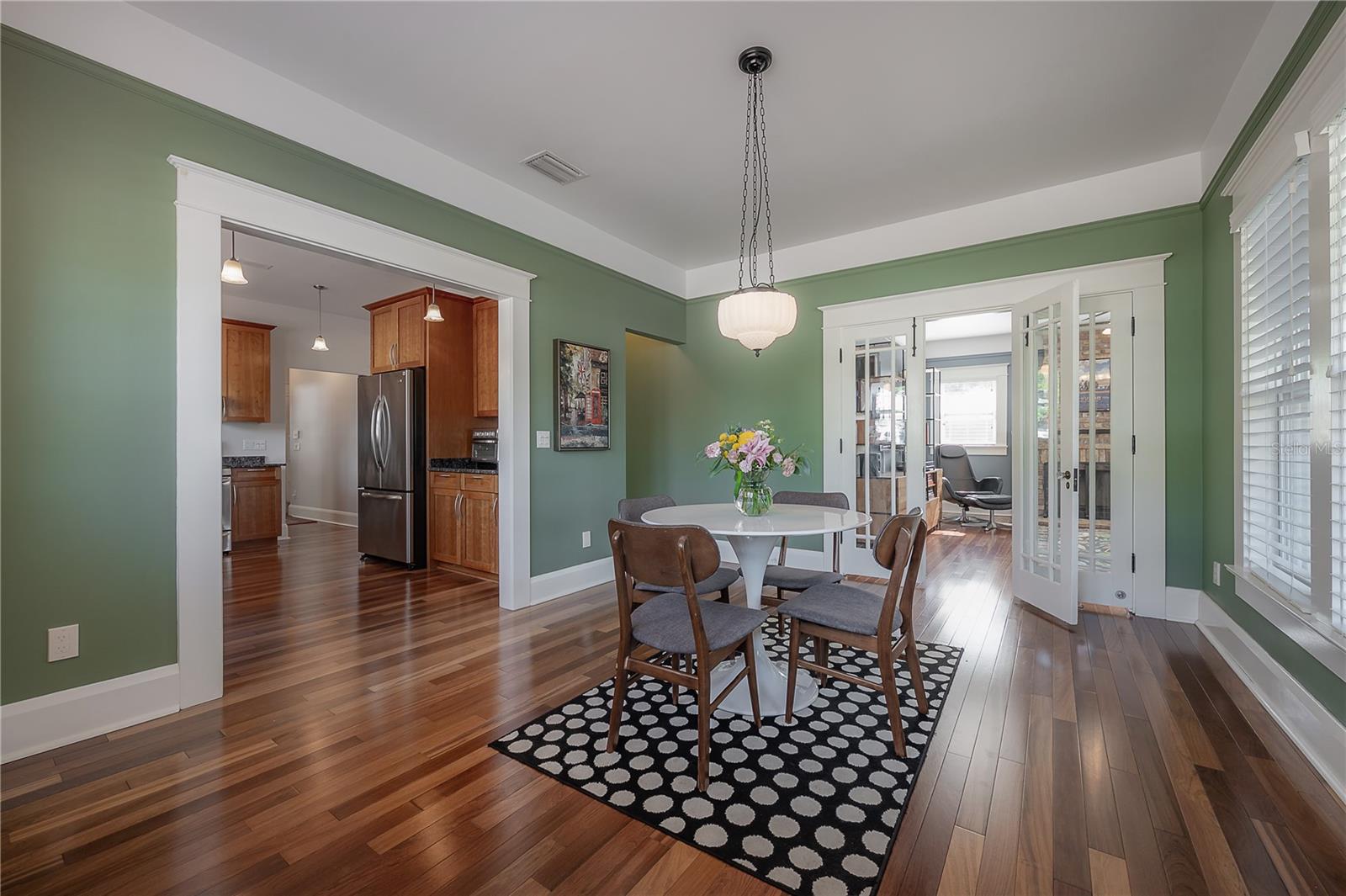 121 W MOHAWK AVE, TAMPA, FL, 33604