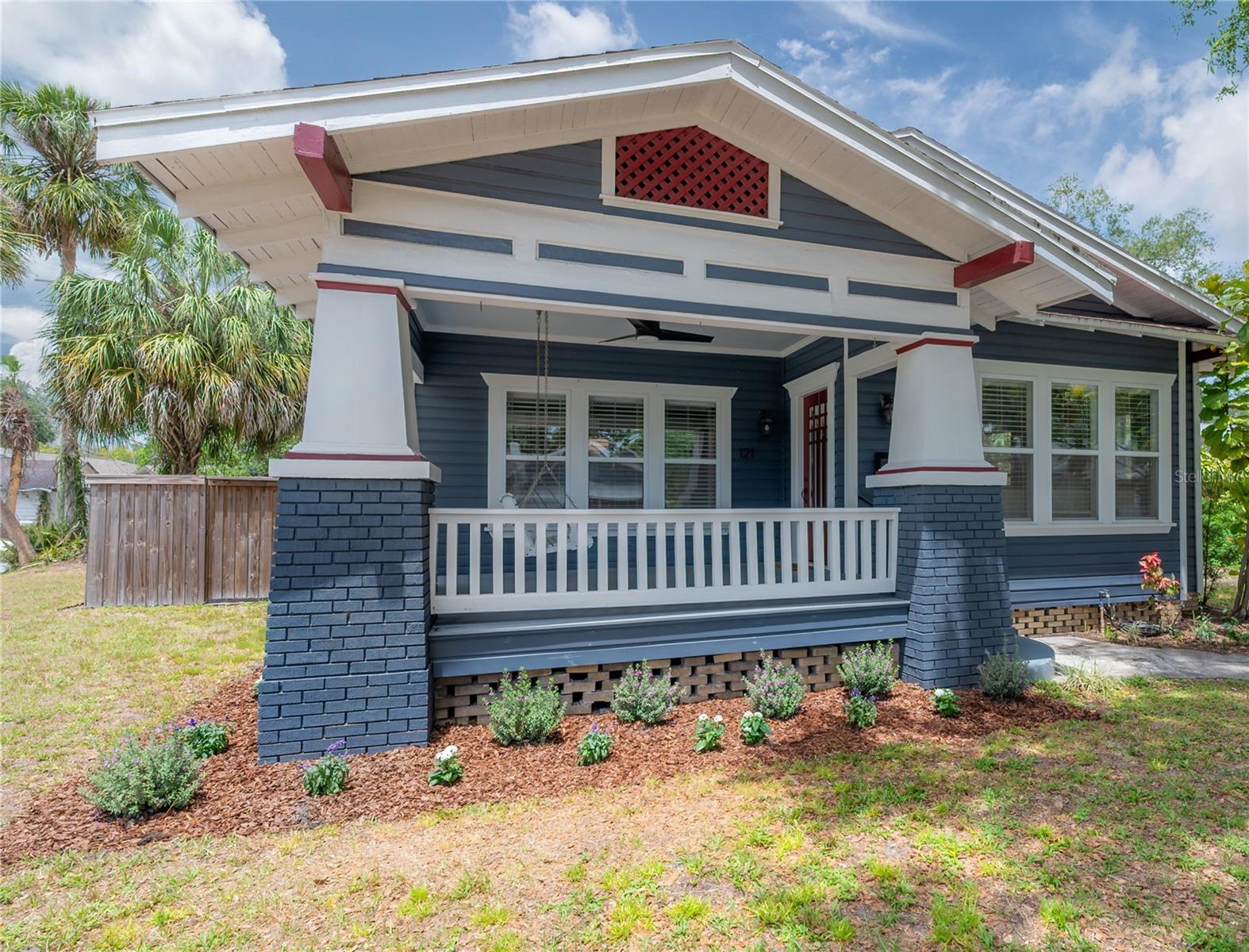 121 W MOHAWK AVE, TAMPA, FL, 33604