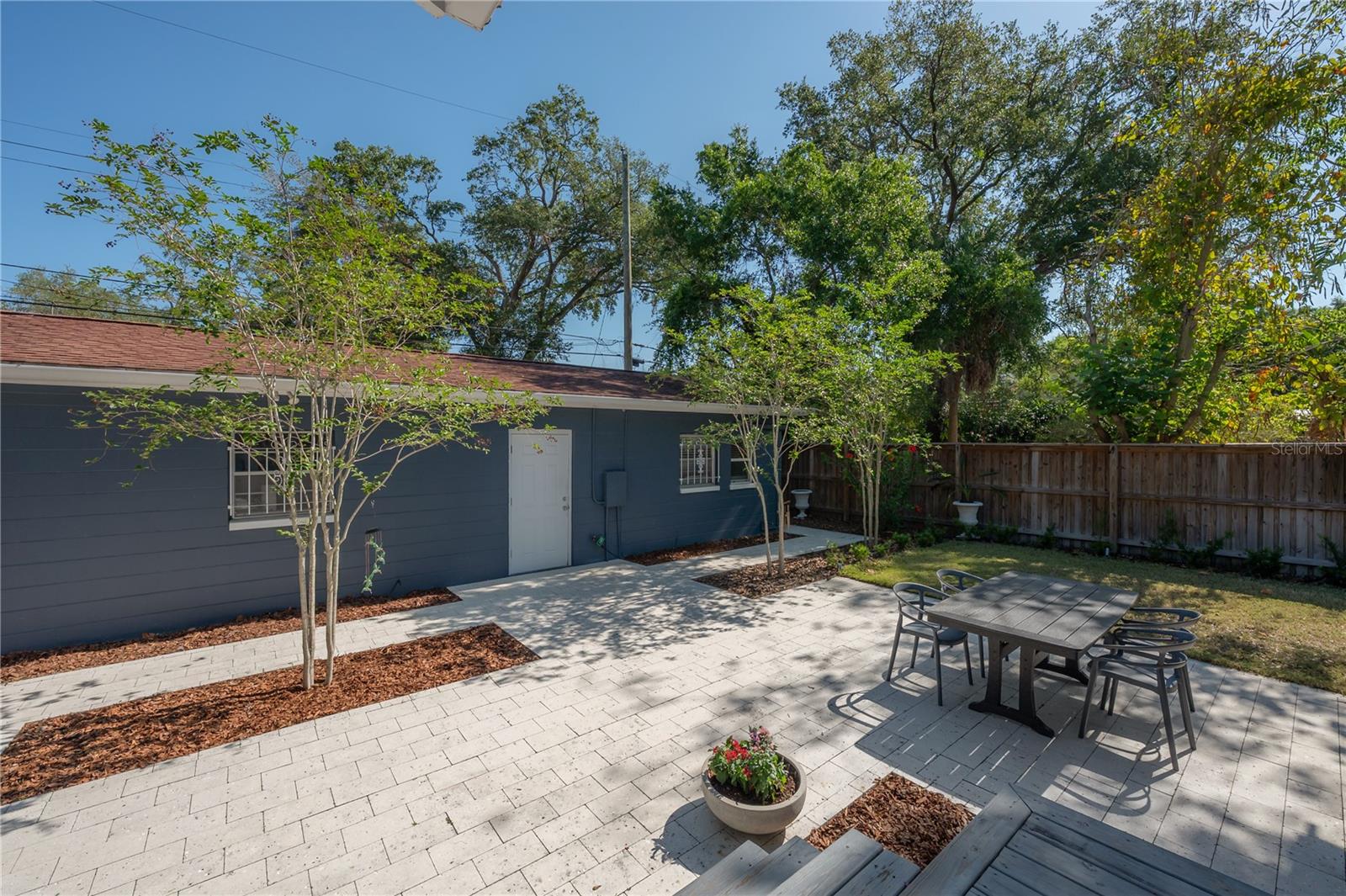 121 W MOHAWK AVE, TAMPA, FL, 33604