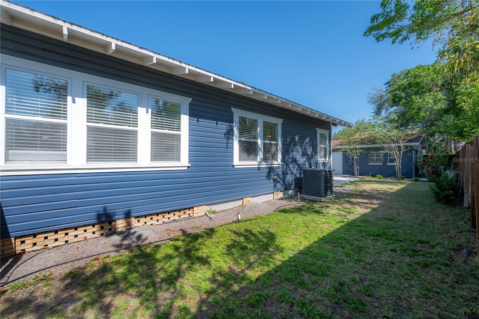 121 W MOHAWK AVE, TAMPA, FL, 33604