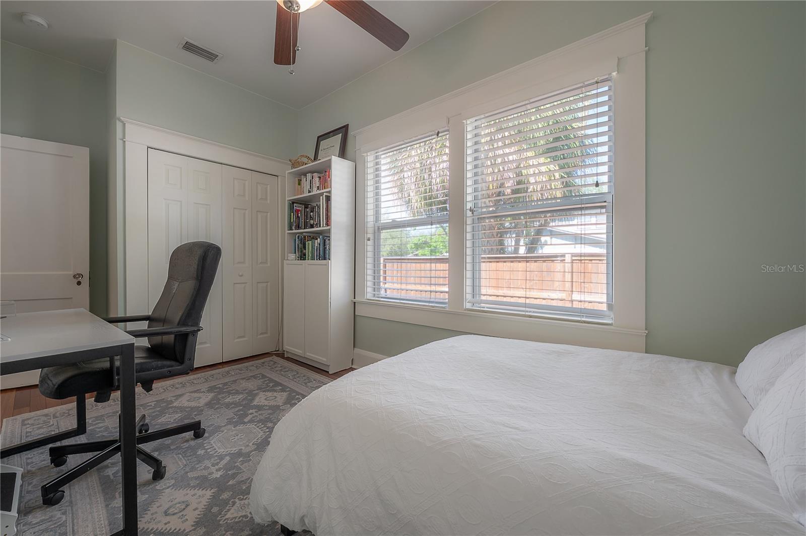 121 W MOHAWK AVE, TAMPA, FL, 33604