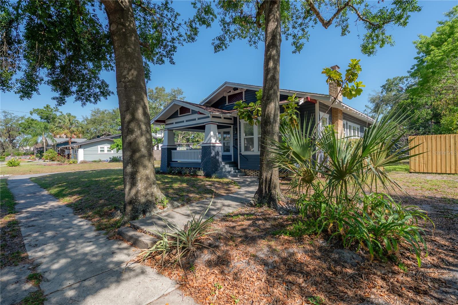 121 W MOHAWK AVE, TAMPA, FL, 33604