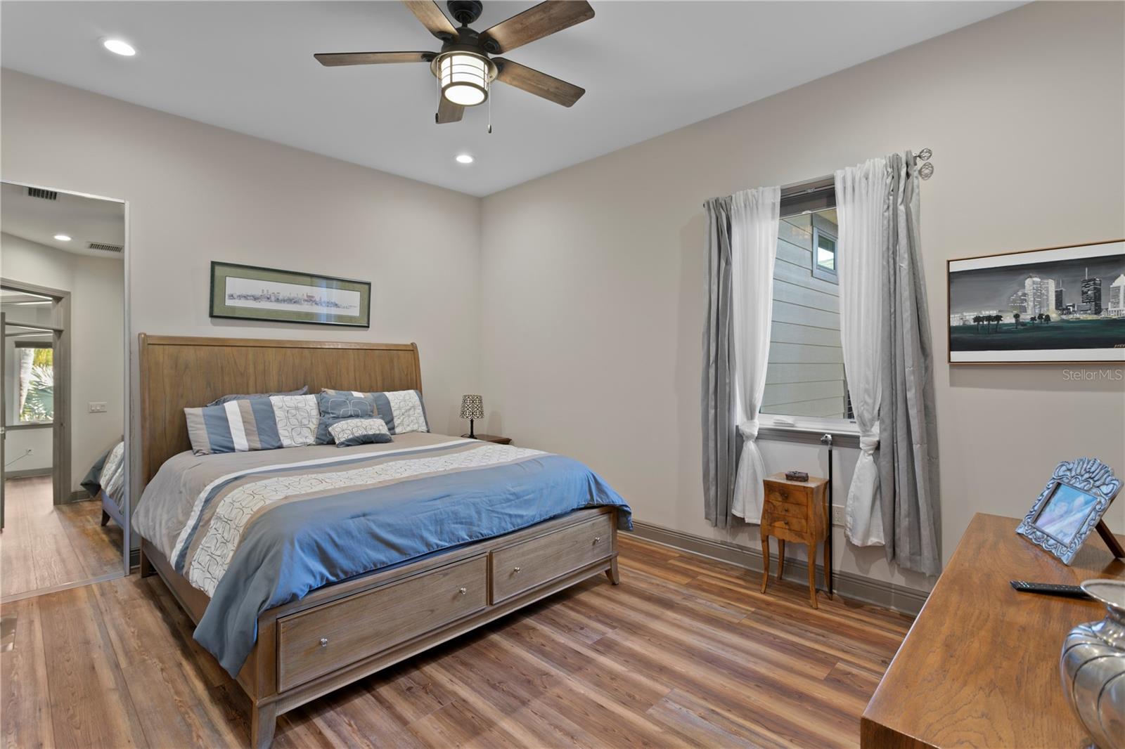 7508 N OLA AVE, TAMPA, FL, 33604