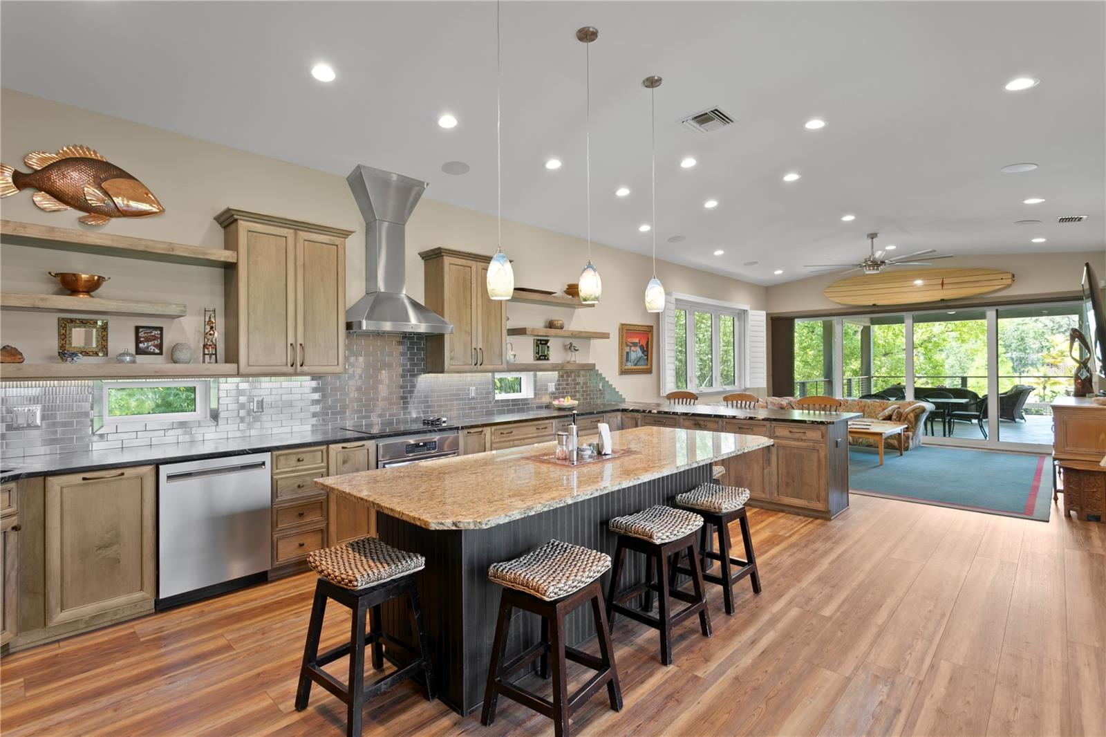 7508 N OLA AVE, TAMPA, FL, 33604