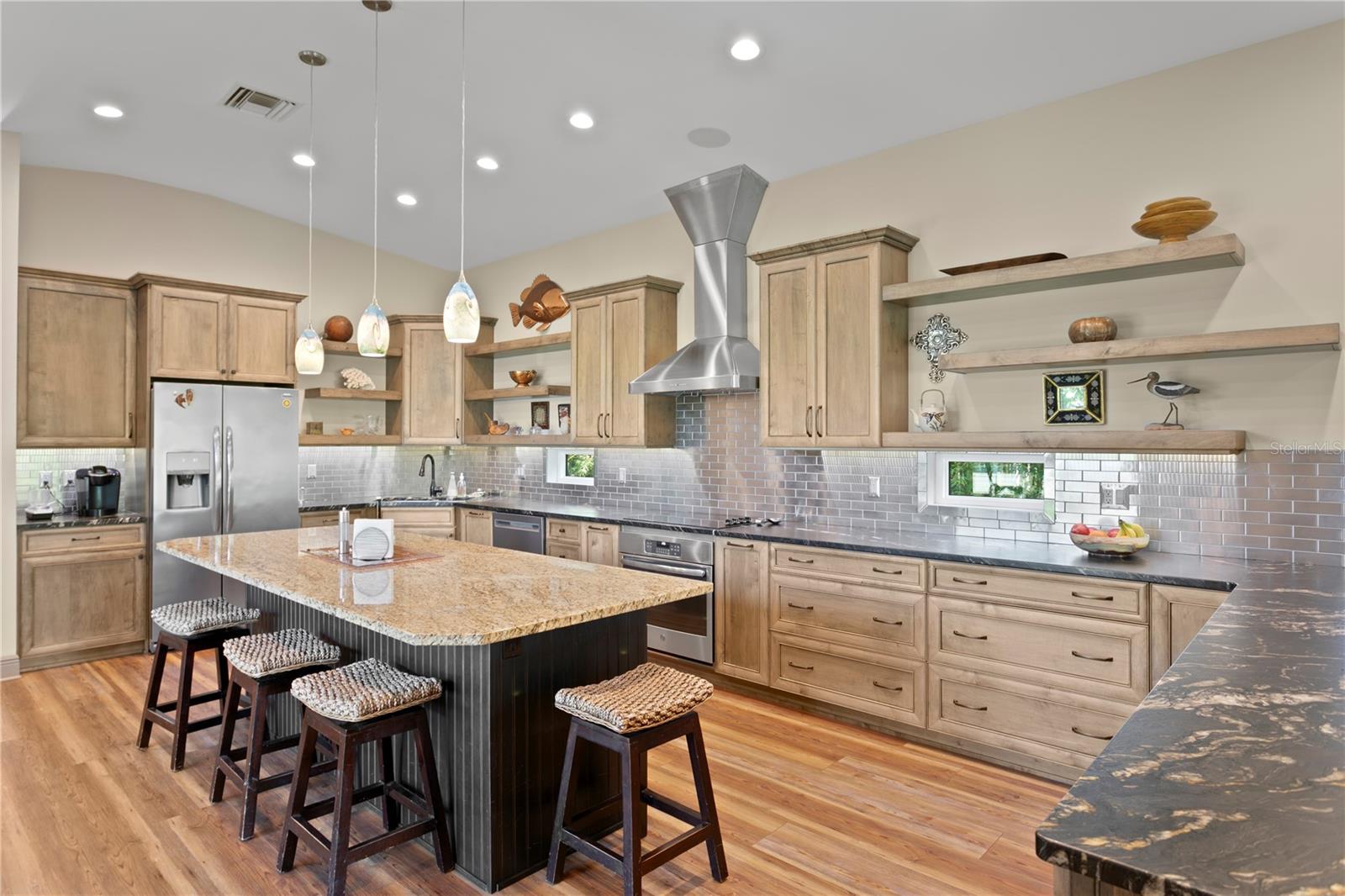 7508 N OLA AVE, TAMPA, FL, 33604