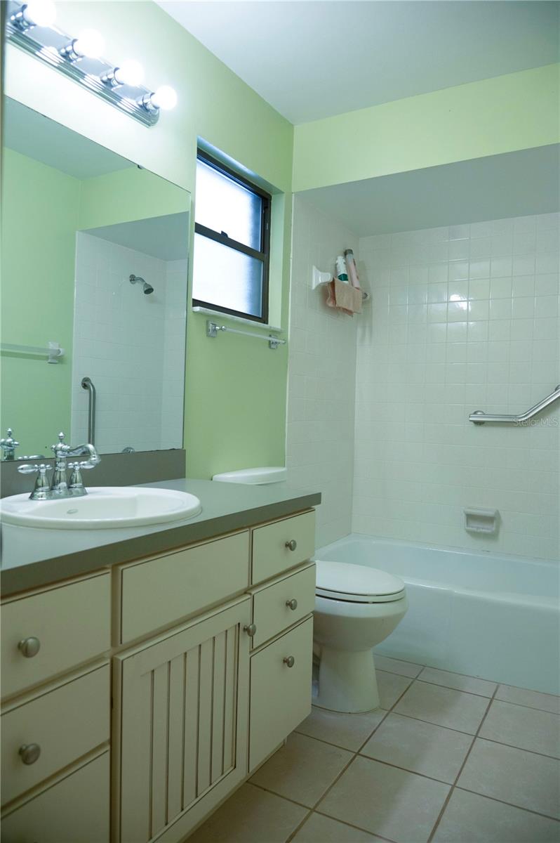 446 LAKE CAROLYN CIR, LAKELAND, FL, 33813