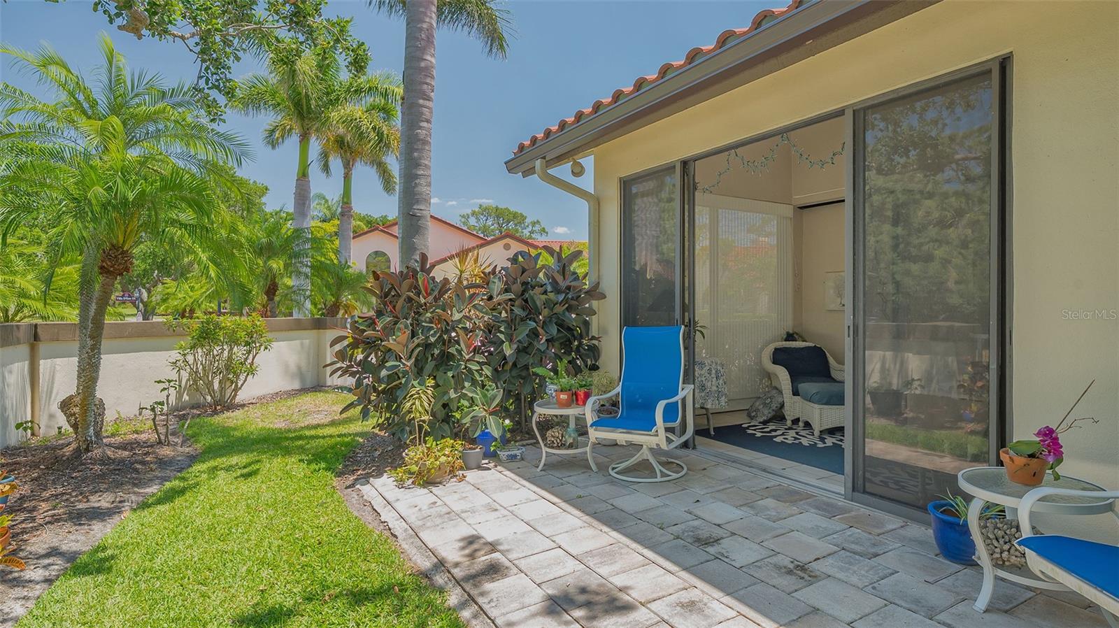 A4649709 Property Photo