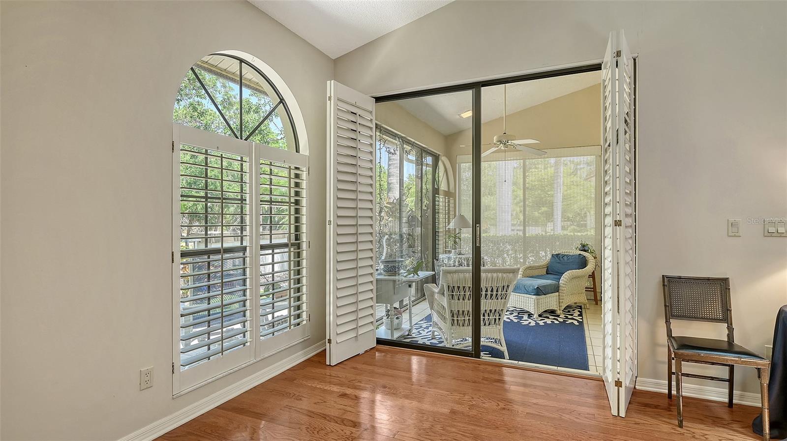 A4649709 Property Photo